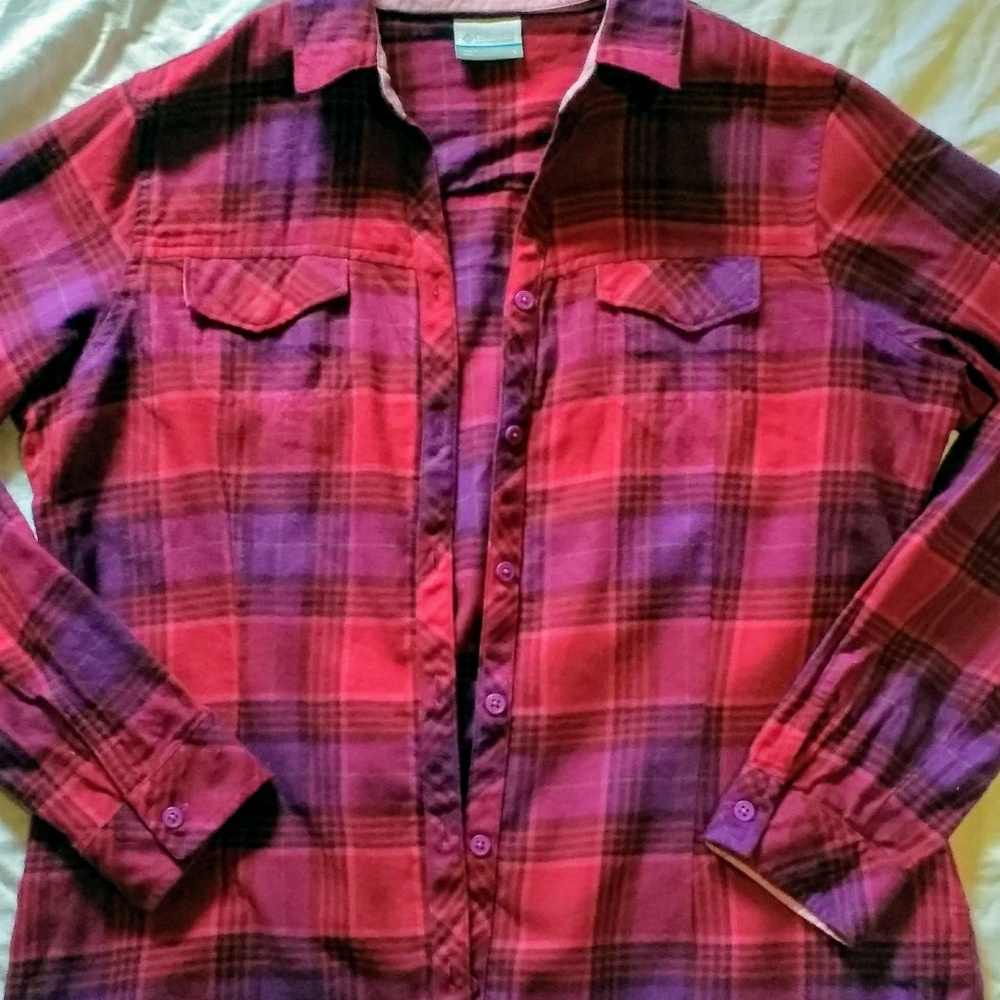 Like New Columbia Fuschia Flannel L